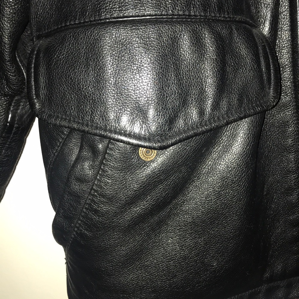 Leather jacket - Picture 3 of 4